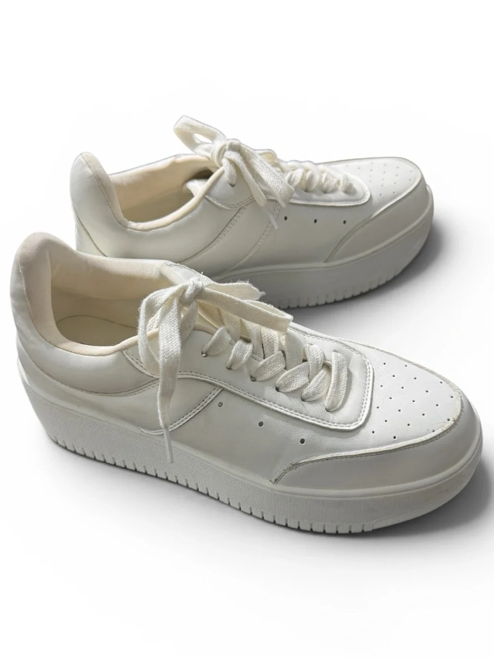 Steve Madden Raffi White Platform Sneakers - Size 9M